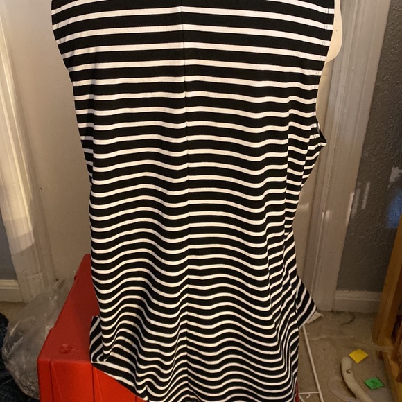 Oliva Sky Grey Vest- Size 1X black and white striped long vest - Picture 4 of 8